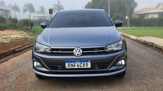 VOLKSWAGEN VIRTUS 1.0 200 TSI HIGHLINE AUTOMÁTICO